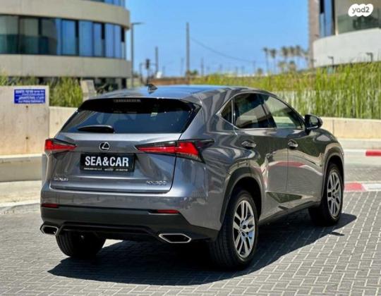 לקסוס NX NX300 Luxury אוט' 2.0 (238 כ''ס) בנזין 2021 למכירה בתל אביב יפו