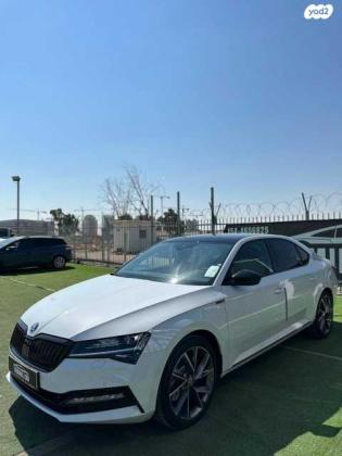 סקודה סופרב (2019 ואילך) 4X4 Sportline אוט' 2.0 (280 כ''ס) בנזין 2023 למכירה בבאר שבע