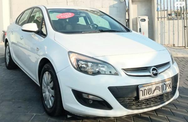 אופל אסטרה Berlina Enjoy סדאן אוט' 1.4 (140 כ"ס) בנזין 2014 למכירה בחיפה