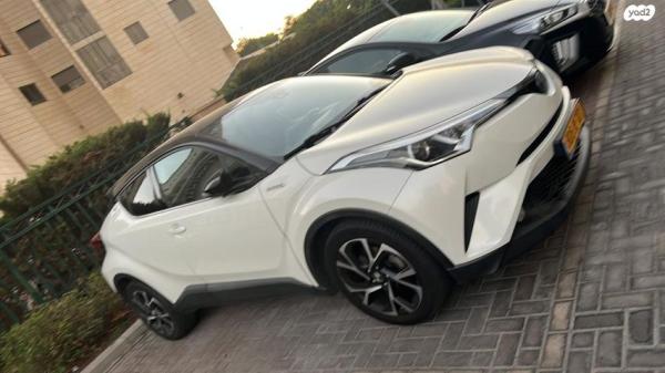 טויוטה C-HR Concept הייבריד אוט' 1.8 (98 כ"ס) בנזין 2019 למכירה בפתח תקווה