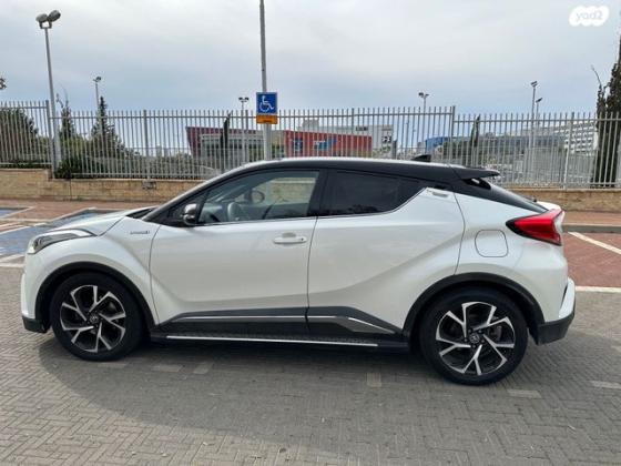 טויוטה C-HR Chic הייבריד אוט' 1.8 (98 כ"ס) בנזין 2018 למכירה בראשון לציון