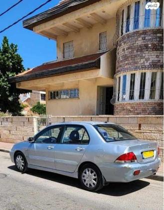 מיצובישי לנסר קלאסיק Executive אוט' 1.6 (98 כ''ס) בנזין 2008 למכירה בחולון