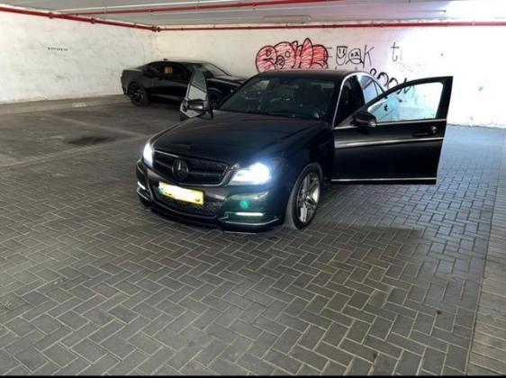 מרצדס C-Class C200 Avantgarde אוט' 1.8 (184 כ''ס) בנזין 2012 למכירה באשקלון