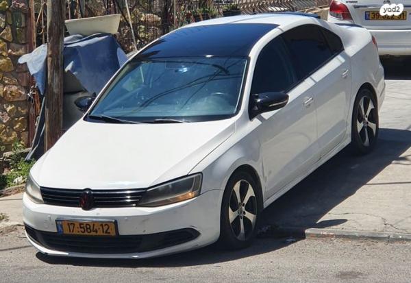 פולקסווגן ג'טה Trendline אוט' 1.4 (122 כ"ס) [2012-2016] בנזין 2012 למכירה בנצרת