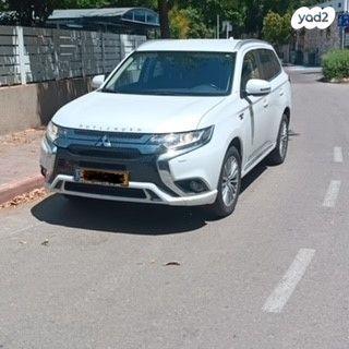 מיצובישי אאוטלנדר PHEV 4X4 Supreme הייבריד אוט' 5 מק' 2.4 (135 כ''ס) היברידי חשמל / בנזין 2019 למכירה בכפר סבא