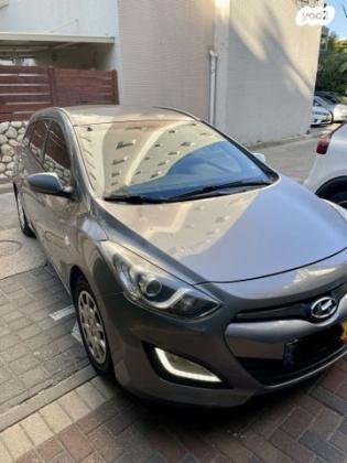 יונדאי i30 Inspire סטיישן אוט' 1.6 (135 כ"ס) בנזין 2014 למכירה בקרית מוצקין