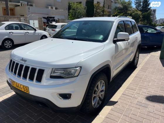 ג'יפ / Jeep גרנד צ'ירוקי 4X4 Laredo אוט' 3.6 (282 כ''ס) בנזין 2013 למכירה בהרצליה