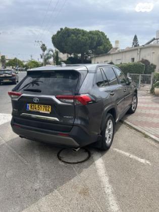 טויוטה RAV4 הייבריד E-xperience הייבריד 5 דל' אוט' 2.5 (178 כ''ס) בנזין 2022 למכירה בקרית מוצקין