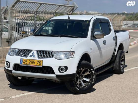 מיצובישי L200 האנטר 4X4 4X4 GLX דאבל קבינה אוט' דיזל 2.5 (136 כ''ס)[10-15] דיזל 2011 למכירה בהרצליה