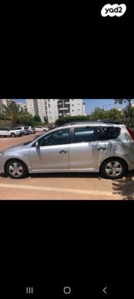 יונדאי i30CW Inspire סטיישן אוט' 1.6 (126 כ''ס) בנזין 2010 למכירה בראשון לציון