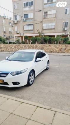 הונדה אקורד Luxury אוט' 2.0 (156 כ''ס) בנזין 2013 למכירה בערד