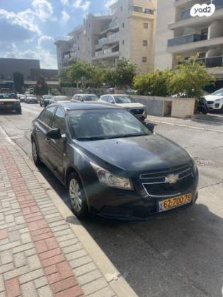 שברולט קרוז LS סדאן אוט' 1.6 (124 כ"ס) בנזין 2011 למכירה בפתח תקווה