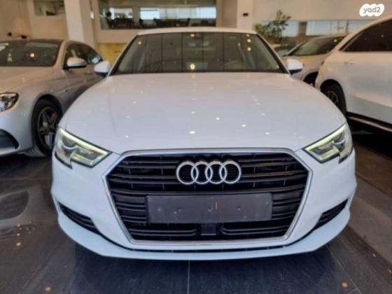 אאודי A3 Sportback אוט' 1.5 (150 כ''ס) [עד 2020] בנזין 2019 למכירה בראשון לציון