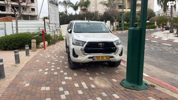 טויוטה היילקס 4X4 4X4 Adventure דאבל קבינה אוט' דיזל 2.8 (204 כ''ס) דיזל 2021 למכירה ברחובות