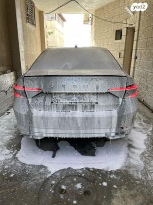 סקודה סופרב (2019 ואילך) Sportline אוט' 2.0 (190 כ''ס) בנזין 2021 למכירה בריינה