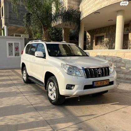 טויוטה לנד קרוזר ארוך 4X4 Luxury אוט' דיזל 7 מק' 3.0 (173 כ''ס) דיזל 2010 למכירה בנצרת עילית u002F נוף הגליל