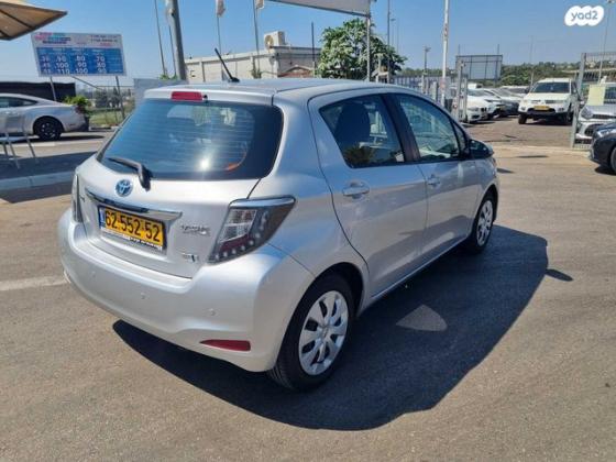 טויוטה יאריס הייבריד Hybrid אוט' 1.5 (74 כ''ס) בנזין 2013 למכירה בתל מונד