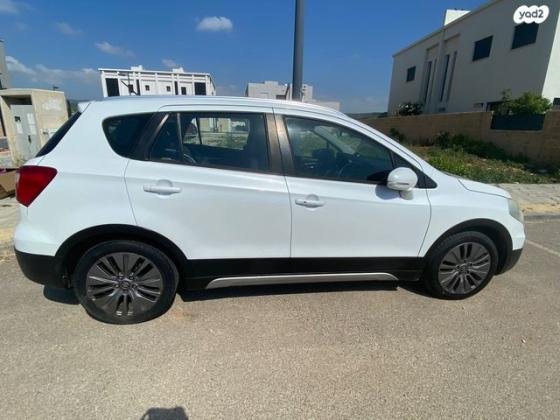 סוזוקי SX4 קרוסאובר GLX אוט' 1.6 (118 כ''ס) בנזין 2015 למכירה בעתלית