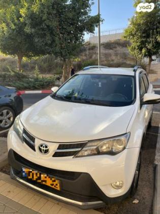 טויוטה RAV4 ארוך 4X4 Premium אוט' 2.0 (151 כ''ס) בנזין 2015 למכירה בירושלים