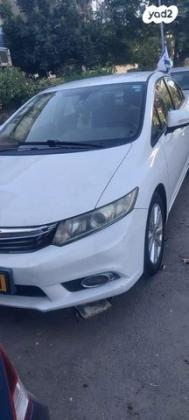 הונדה סיוויק סדאן החדשה Comfort אוט' 1.8 (142 כ''ס) בנזין 2014 למכירה ברעננה