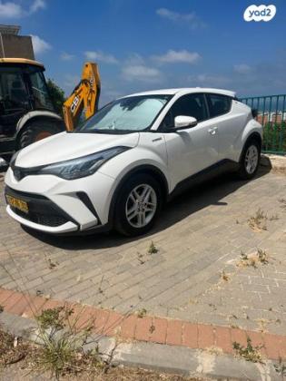 טויוטה C-HR Club הייבריד אוט' 1.8 (98 כ''ס) בנזין 2020 למכירה במעיין צבי