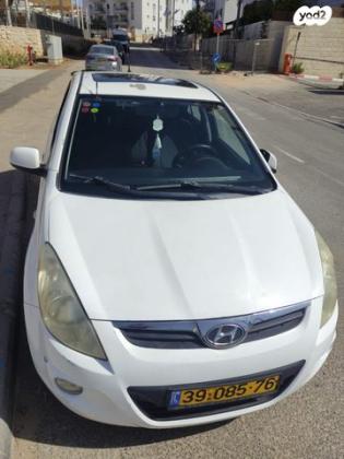 יונדאי i20 Premium אוט' 1.4 (100 כ"ס) בנזין 2011 למכירה בראש העין