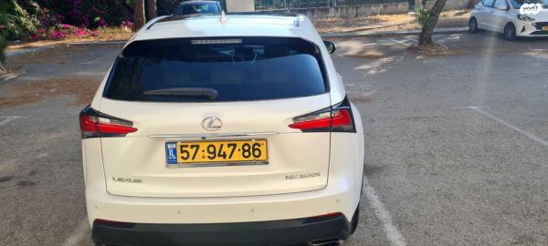 לקסוס NX NX200T Luxury אוט' 2.0 (238 כ"ס) בנזין 2017 למכירה בפרדס חנה כרכור