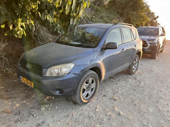 טויוטה RAV4 ארוך 4X4 GLI אוט' 2.0 (152 כ''ס) בנזין 2008 למכירה בבת עין