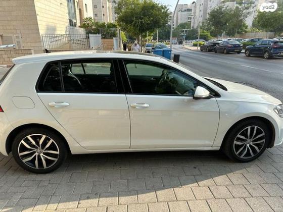 פולקסווגן גולף Comfortline Plus אוט' 5 דל' 1.5 (150 כ''ס) בנזין 2019 למכירה בכפר סבא