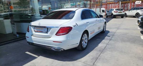 מרצדס E-Class Taxi E200D AV Taxi אוט' דיזל 1.6 (160 כ''ס) דיזל 2020 למכירה בראשון לציון