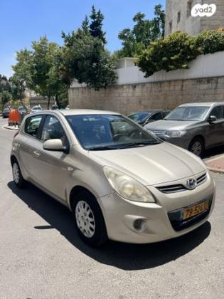 יונדאי i20 Instyle אוט' 1.4 (100 כ''ס) בנזין 2012 למכירה בירושלים