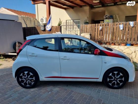 טויוטה אייגו (AYGO) X אוט' 1.0 (72 כ''ס) בנזין 2019 למכירה במאור