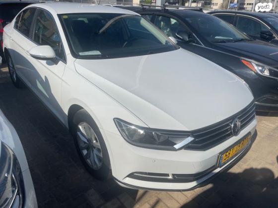 פולקסווגן פאסאט Comfortline אוט' 1.8 (180 כ''ס) בנזין 2018 למכירה בבני ברק