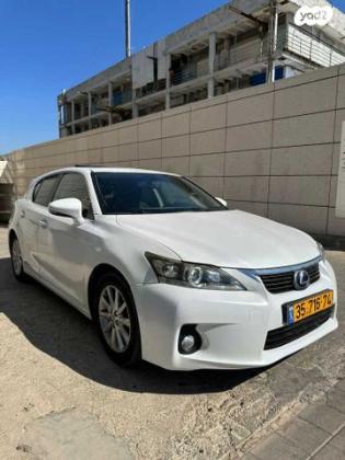 לקסוס CT200H Premium Tech הייבריד אוט' 1.8 (99 כ''ס) בנזין 2011 למכירה בפתח תקווה