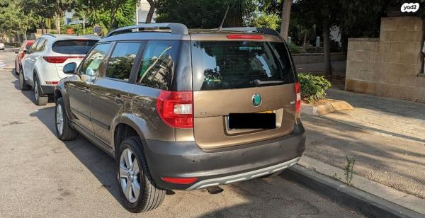 סקודה ייטי / Yeti Elegance אוט' 1.2 (105 כ"ס) בנזין 2013 למכירה בנס ציונה