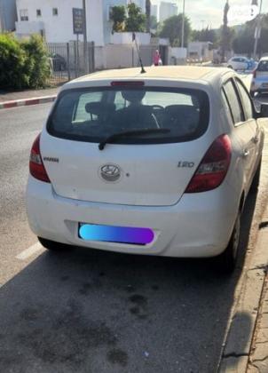 יונדאי i20 Instyle אוט' 1.4 (100 כ''ס) בנזין 2012 למכירה בקרית מוצקין