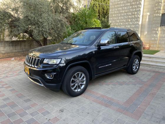 ג'יפ 2016/ Jeep<br /><br />2016 בנזין גרנד צ`ירוקי2016 למכירה ביפיע