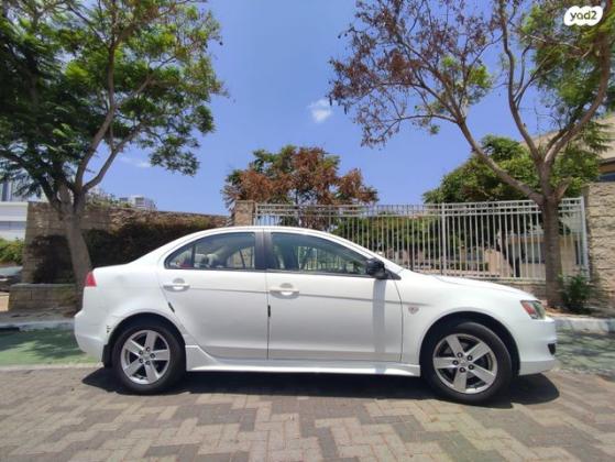 מיצובישי לנסר הדור החדש Sport אוט' 1.8 (140 כ"ס) בנזין 2011 למכירה בראשון לציון