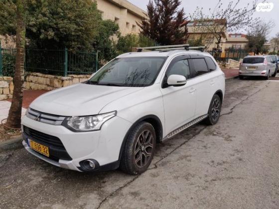 מיצובישי אאוטלנדר 4X4 Elite אוט' 7 מק' 2.0 (150 כ"ס) [2015 ואילך] בנזין 2015 למכירה בנווה דניאל