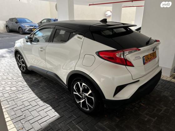 טויוטה C-HR Chic הייבריד אוט' 1.8 (98 כ"ס) בנזין 2018 למכירה בקרית מוצקין