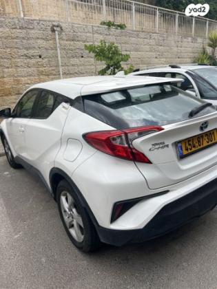 טויוטה C-HR Club הייבריד אוט' 1.8 (98 כ''ס) בנזין 2018 למכירה בירושלים