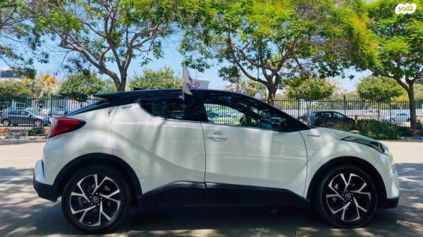 טויוטה C-HR Chic הייבריד אוט' 1.8 (98 כ"ס) בנזין 2018 למכירה באביחיל