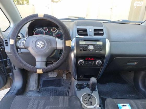 סוזוקי SX4 GLX סדאן אוט' 1.6 (119 כ"ס) בנזין 2010 למכירה בחיפה