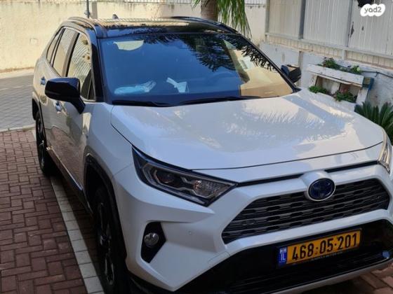 טויוטה RAV4 הייבריד E-motion Sky הייבריד אוט' 2.5 (178 כ''ס) בנזין 2019 למכירה בחיפה