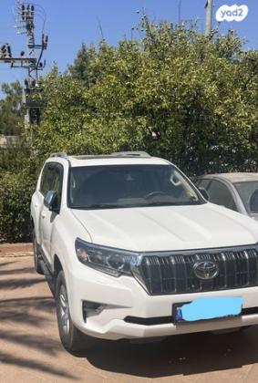 טויוטה לנד קרוזר ארוך 4X4 Luxury אוט' דיזל 7 מק' 2.8 (177 כ"ס) דיזל 2020 למכירה בקרית שמונה