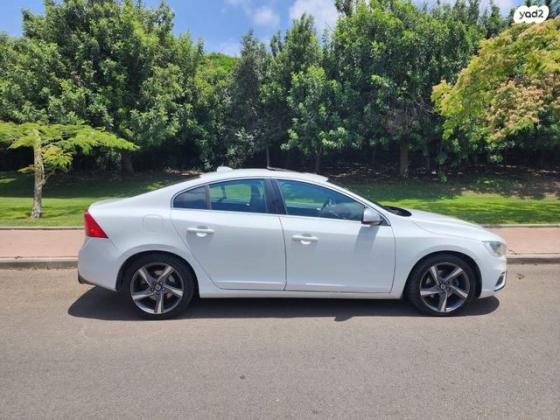 וולוו S60 T5 R-Design Plus אוט' 2.0 (245 כ"ס) בנזין 2015 למכירה באבן יהודה