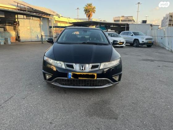 הונדה סיוויק האצ'בק החדשה Luxury אוט' 1.8 (140 כ''ס) בנזין 2009 למכירה בעפולה