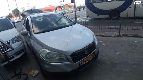 סוזוקי SX4 קרוסאובר GLS ידני 1.6 (118 כ"ס) בנזין 2014 למכירה בבני ברק