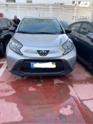 טויוטה אייגו קרוס (AYGO X) Pure הצ'בק 4X2 אוט' 1.0 (72 כ"ס) בנזין 2023 למכירה ב