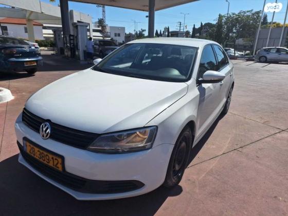 פולקסווגן ג'טה Trendline אוט' 1.2 (105 כ"ס) בנזין 2013 למכירה בתל אביב יפו